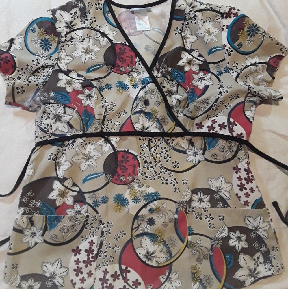 Scrub Top